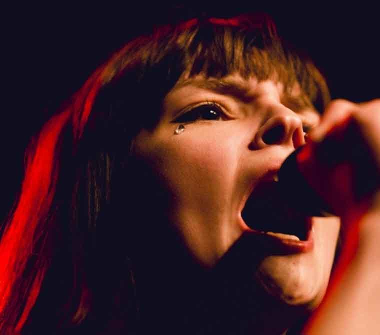 Lauren Mayberry gallery